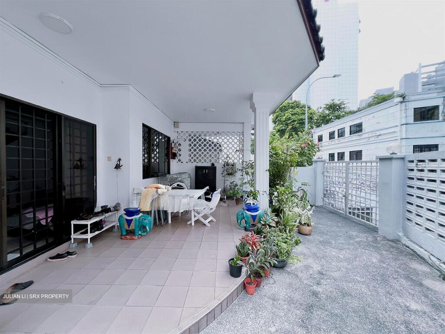 Orchard Road (D9), Terrace #511675351